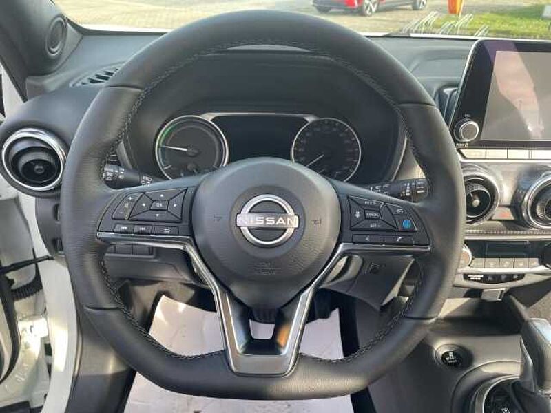 Nissan JUKE N-CONNECTA 1.6L